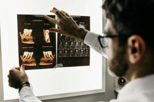 Preventive dental care at Apostolos Digeloudis dental clinic in Hanover