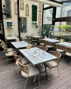 Interior of Mezé Mezé in Stuttgart-Bad Cannstatt