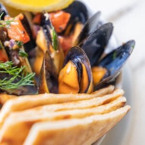 2 Fat Greeks – Kalostous