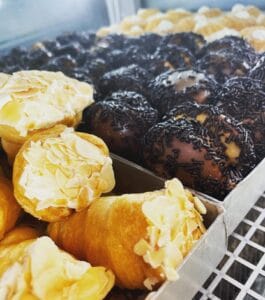 Agora Greek Bakery – Kalostous