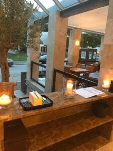 Akropolis • Hotel • Restaurant – Kalostous