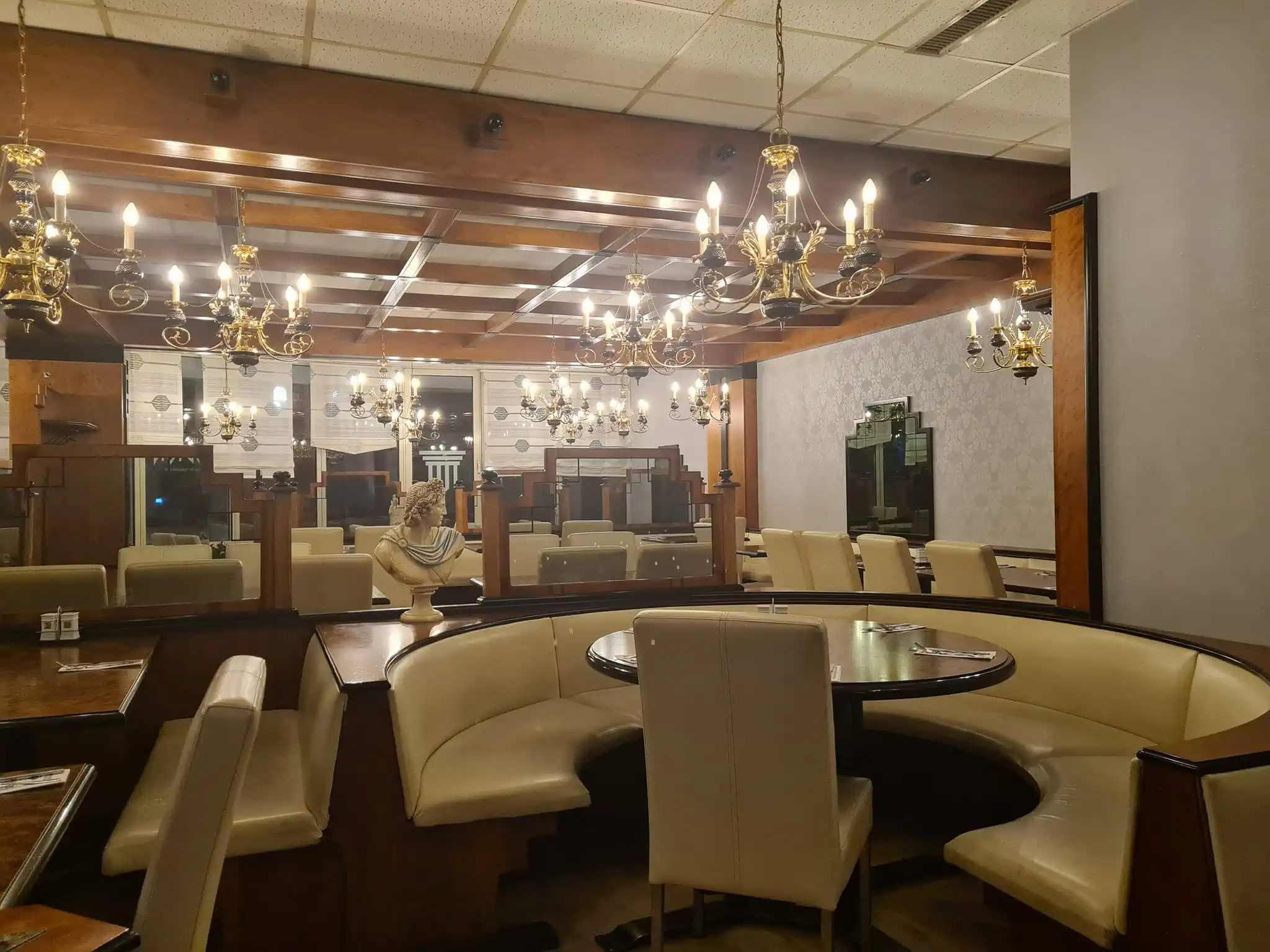 Irodion Greek restaurant with garden dining in Fellbach