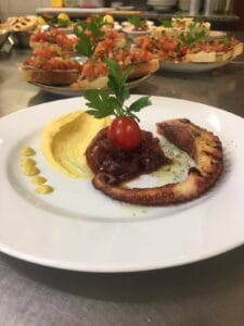 Nostos Mezes and More – Kalostous