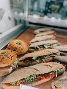 To Meli Delicatessen – Kalostous