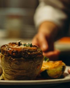 Diethnes – Kalostous