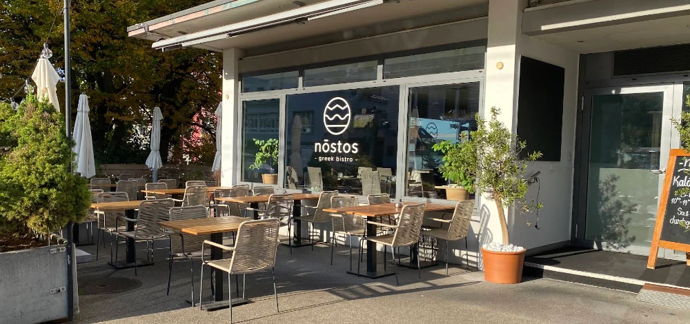 Nostos Greek bistro in Zürich, Switzerland, offering gyros, Greek salad, feta in filo pastry and traditional Greek specialities