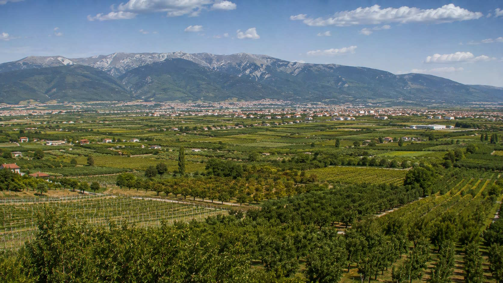 Fertile plains and mountain landscape in Imathia, Greece