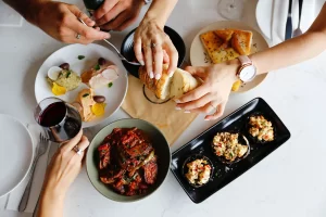 Elia Greek Tavern – Kalostous