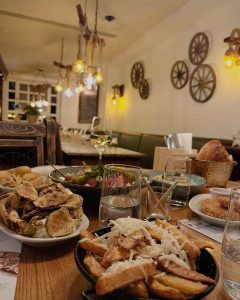 Mezé Mezé – Kalostous